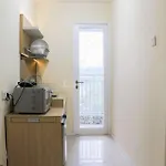 Minimalist 1Br Apartment Parahyangan Residence By Travelio