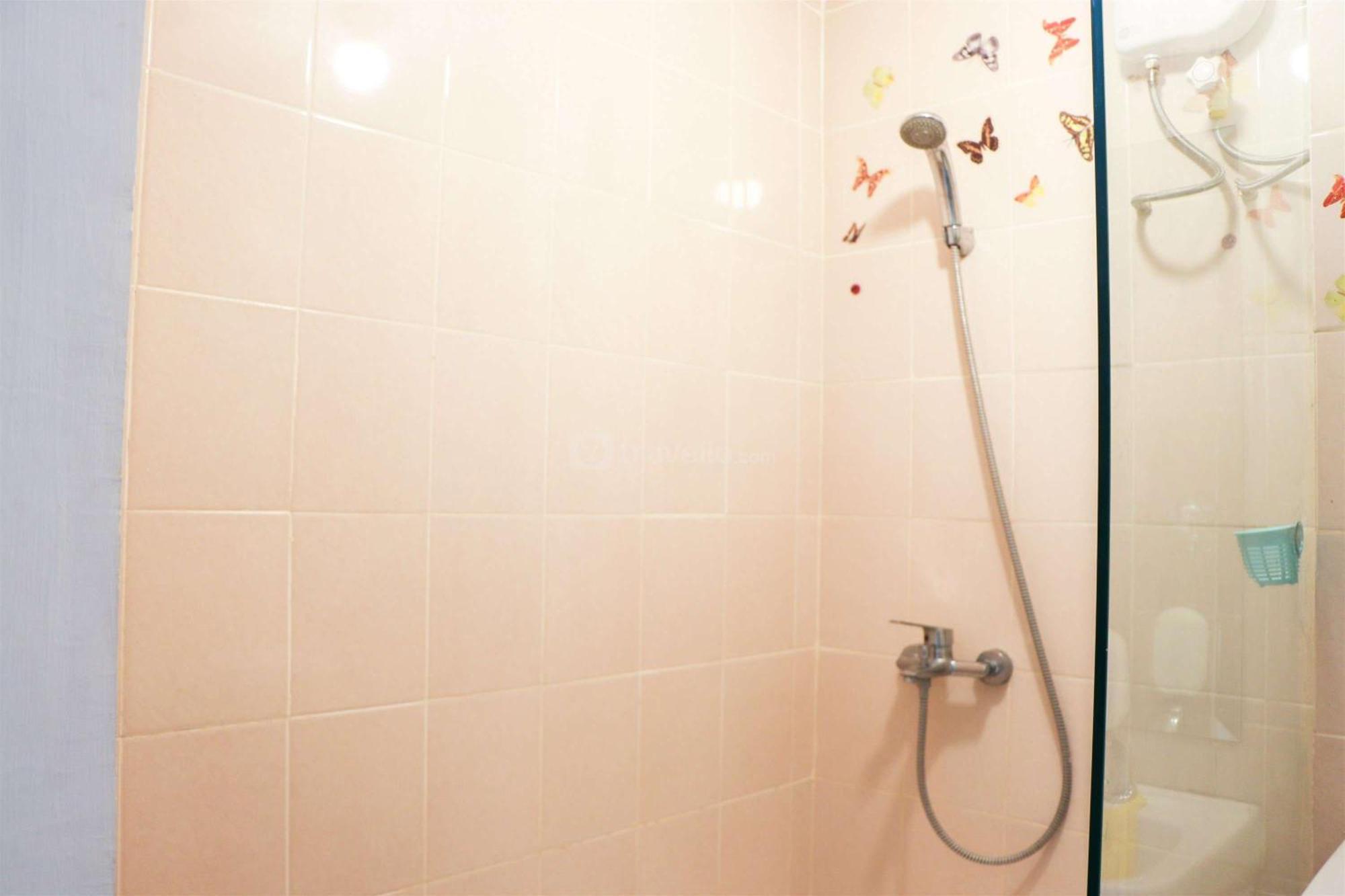 Minimalist 1br Parahyangan By Travelio *